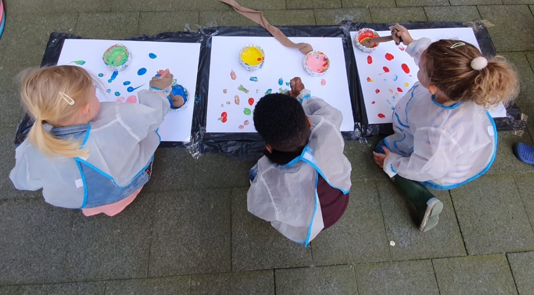 Stempelen met een panty met rijst 